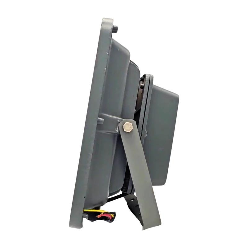 Xera Tech 200W LED Flood Light side profile