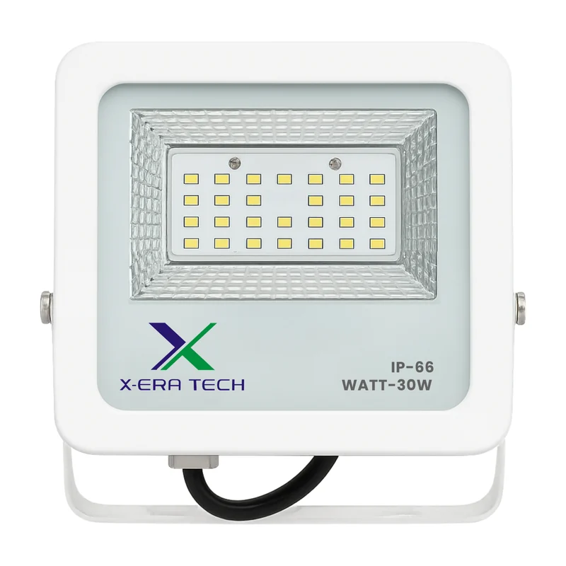 Xera Tech 30W Flood Light Down Choke Glass Model – front view of the 30W LED Flood Light