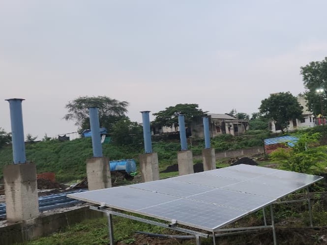 5hp Solar Water pump installation at Tamaswadi - Gallery Image 2