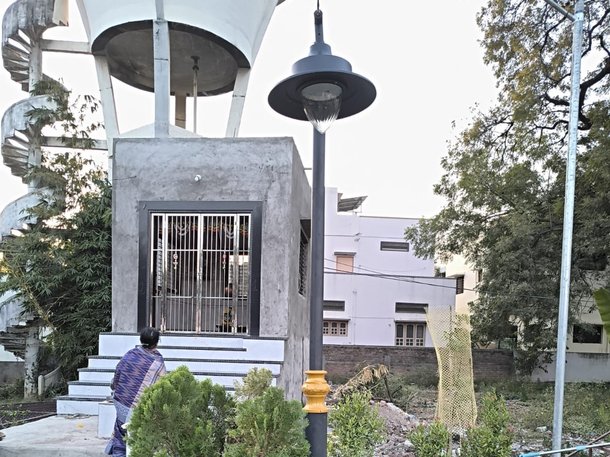 Decorative street light (Single arm ) installed successfully at Nanded,maharashtra thumbnail 3