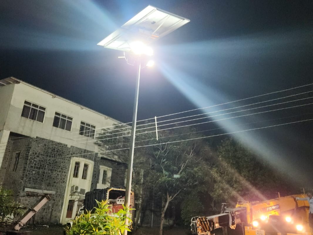 Solar Highmast Light installed at Pravara College (Loni) - Gallery Image 3