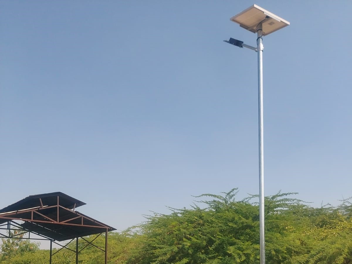 Solar street light installation at Kopargaon thumbnail 10