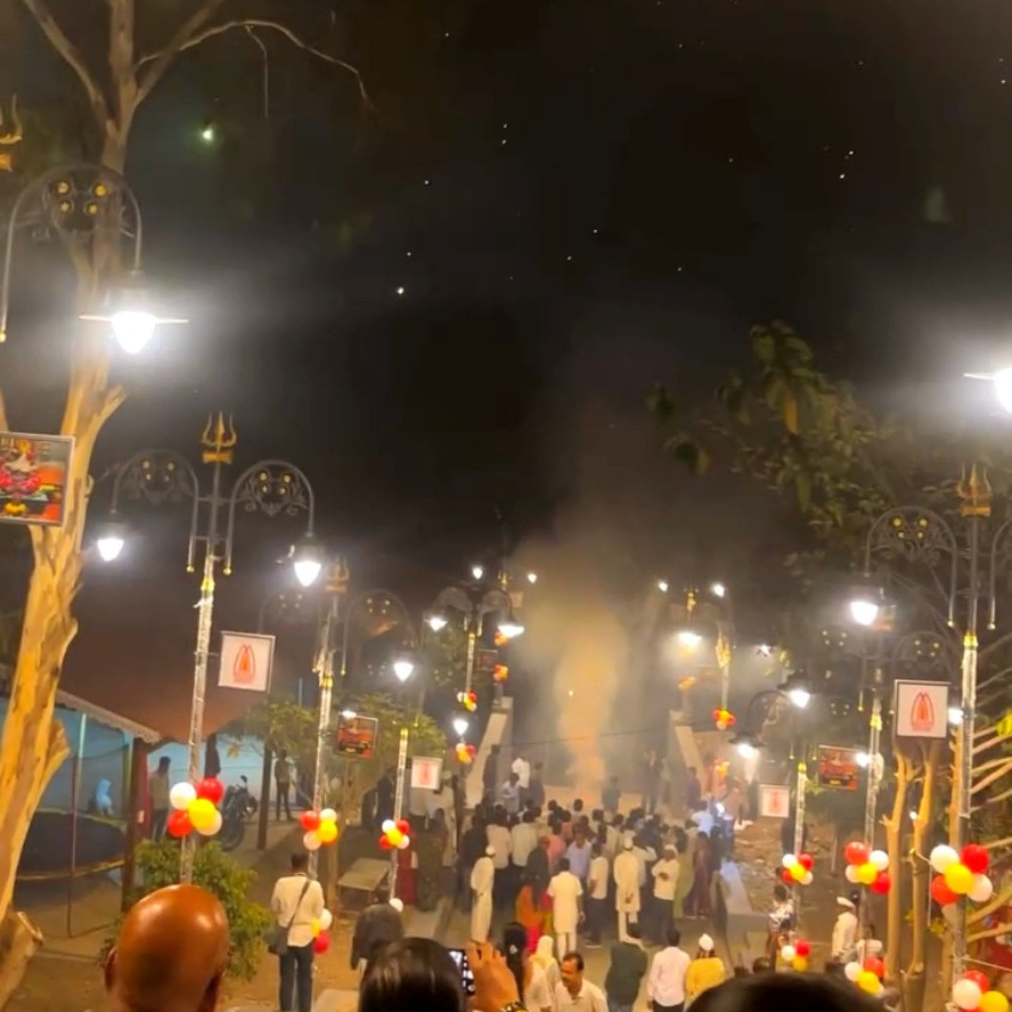 Trishul theme Decorative Street Light at Shree Rameshwar Temple thumbnail 6