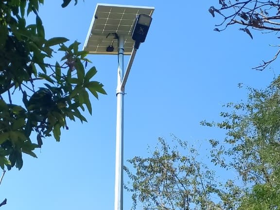 50W LED solar street light installation on a Maharashtra road -- Xera Tech Sangali