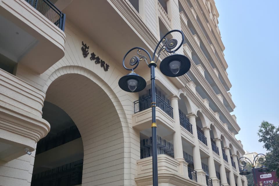 Decorative street light installation at SSRF City Center Mall Nashik — Xeratech