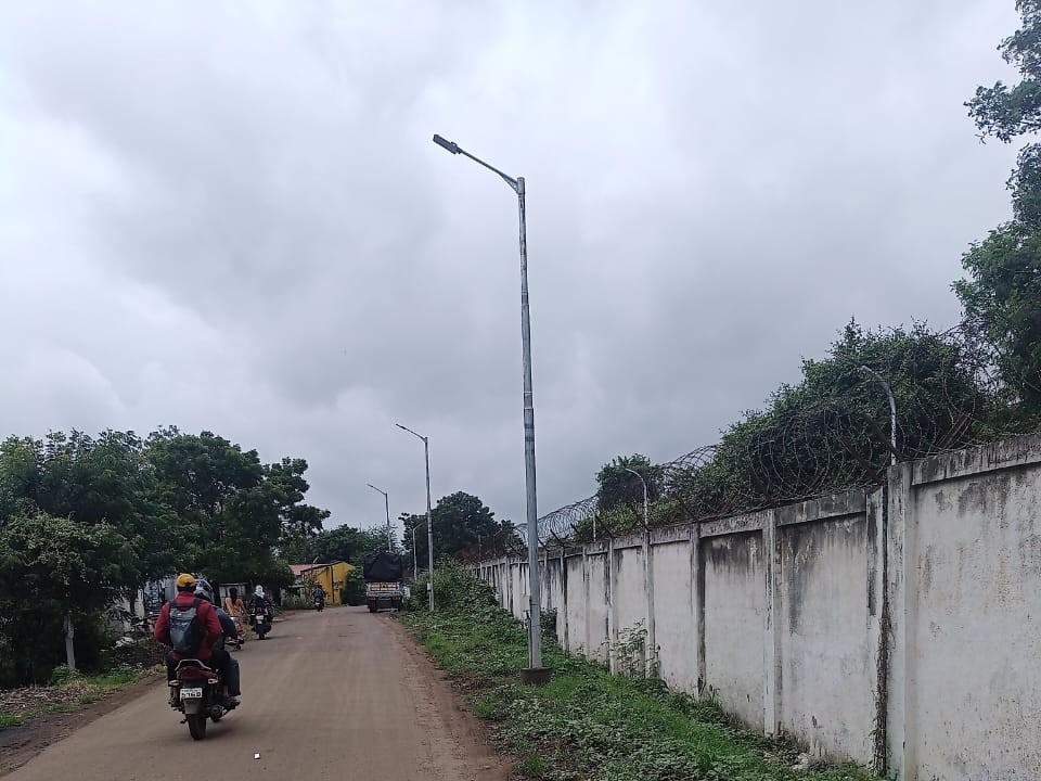 LED street light installation at Ojhar Maharashtra Xera Tech smart city compatible outdoor lighting