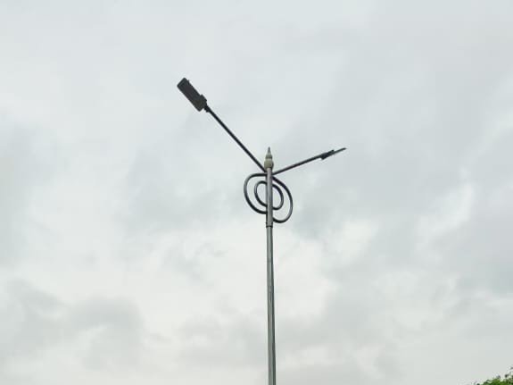LED street light installation at Datson Engineering Works Pvt Ltd Pune MIDC industrial estate -- Xera Tech